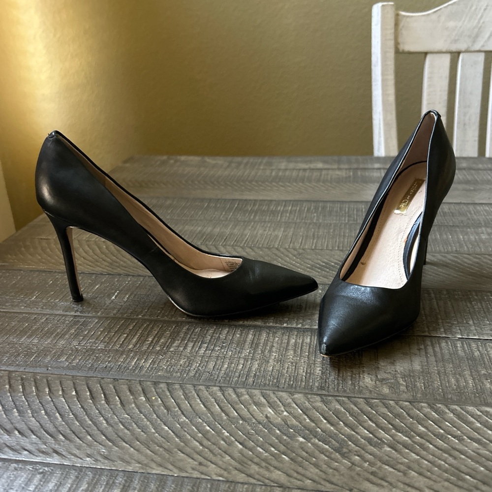 Black Louise et Cie heels size 8.5